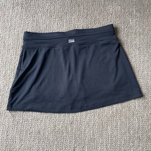 Fila Skort Pull On Size Medium Athleisure Black Golf Tennis Pickeball - Picture 3 of 8